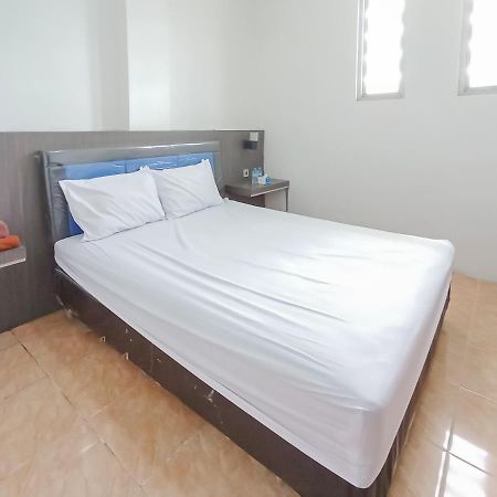 Reddoorz Syariah Near Q-Mall Banjarbaru Martapura  ภายนอก รูปภาพ