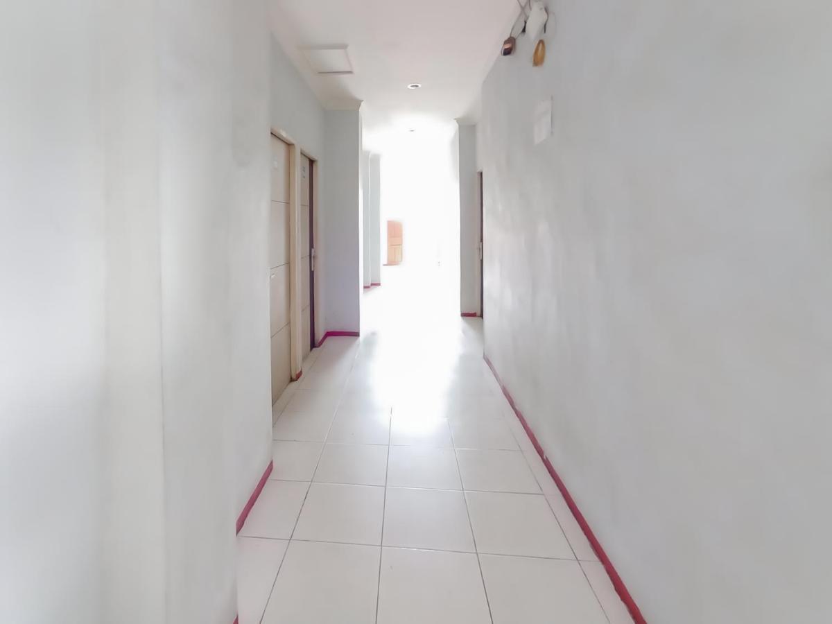 Reddoorz Syariah Near Q-Mall Banjarbaru Martapura  ภายนอก รูปภาพ